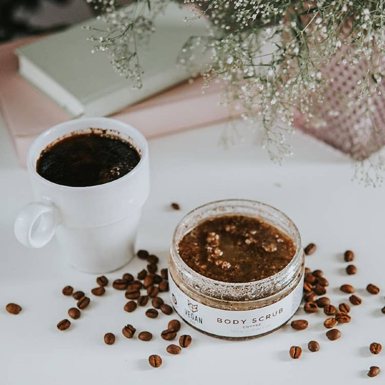 Vegansk body scrub med kaffegrums